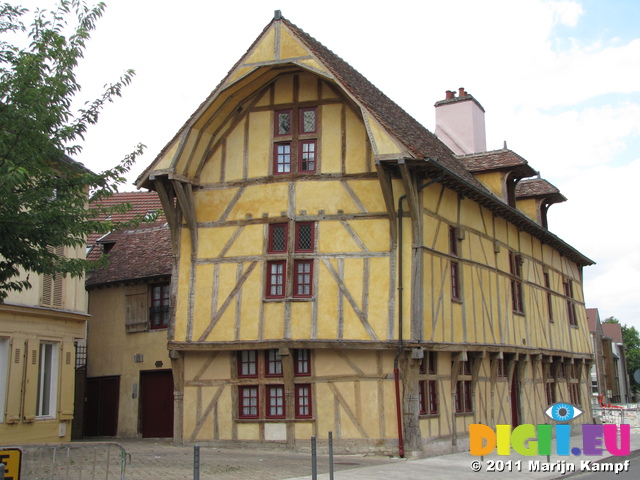 SX19913 One of the oldest houses (1472) in Troyes, France